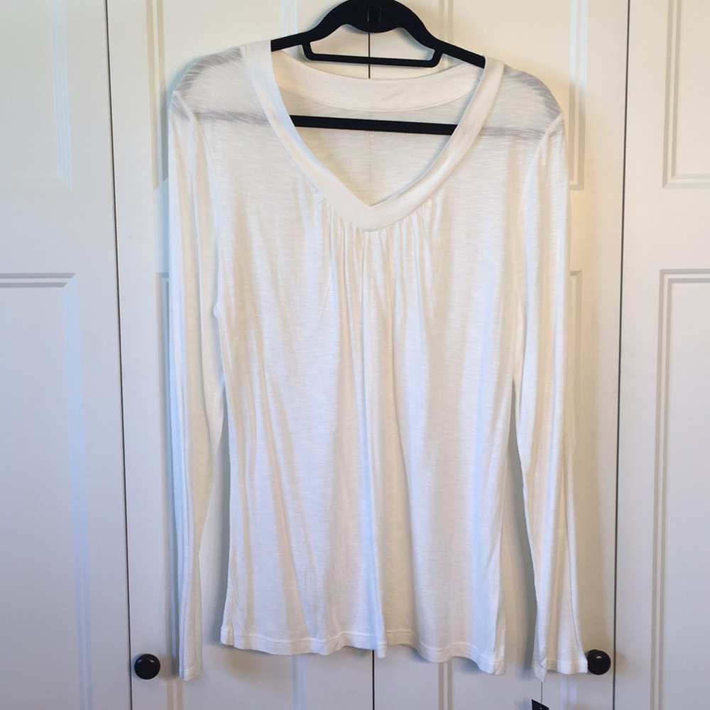 NEW Long Sleeve Slub Vneck